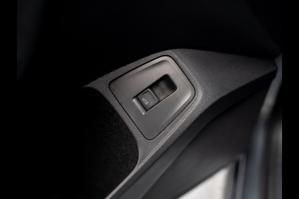 Volkswagen Tiguan Allspace 1.5 TSI Highline Business R 7p. | R-line | Trekhaak wegkl. | 360 Camera | Head Up | Prijs Rijklaar!!