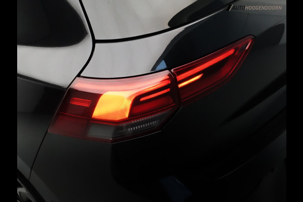 Volkswagen Golf 1.5 TSI Life Business Luxe (STUURVERWARMING,MEMORY STOELEN,SFEERVERLICHTING,ADAPTIVE CRUISE,CAMERA,TOPCONDITIE)