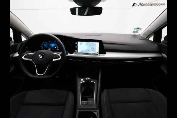 Volkswagen Golf 1.5 TSI Life Business Luxe (STUURVERWARMING,MEMORY STOELEN,SFEERVERLICHTING,ADAPTIVE CRUISE,CAMERA,TOPCONDITIE)