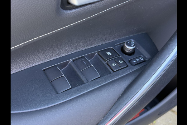 Toyota Corolla Touring Sports 1.8 Hybrid First Edition | Trekhaak, Eerste eigenaar, Facelift, Elektrische achterklep, Stoelverwarming, LED