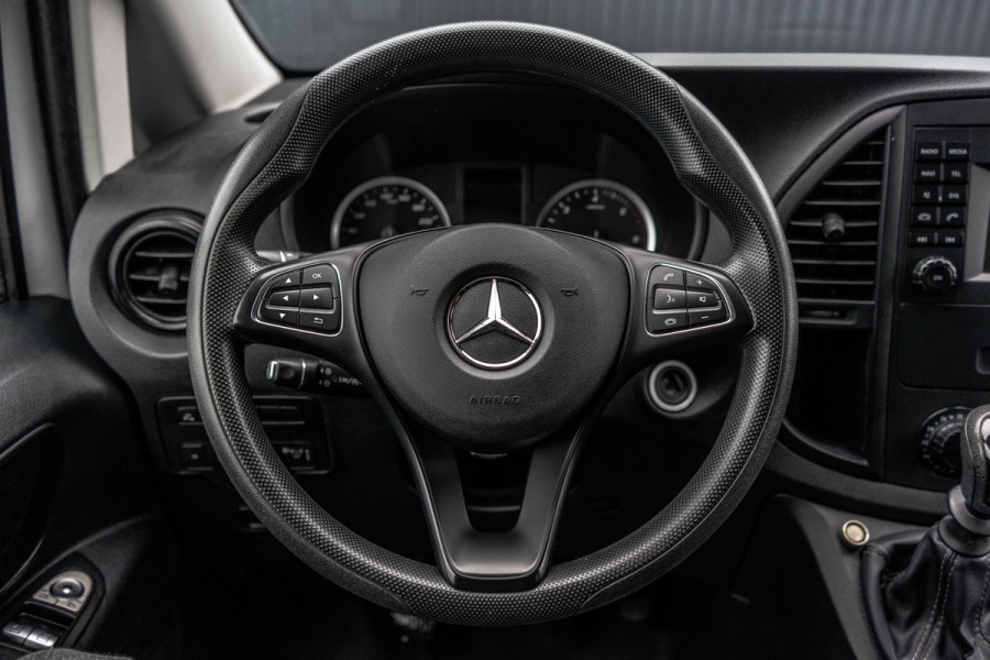 Mercedes-Benz Vito 111 CDI XL L3H1 | 5-Persoons | DC | Camera | Cruise | Airco | Trekhaak