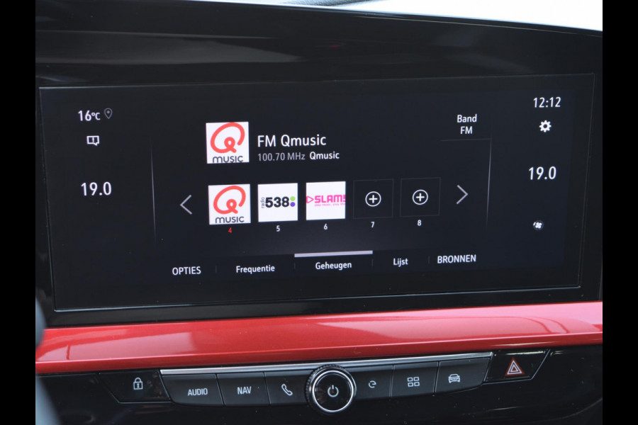 Opel Mokka Electric Level 4 50 kWh SOH 99% | CAMERA MET SENSOREN | 10" NAVI & CARPLAY | WINTERPAKKET |