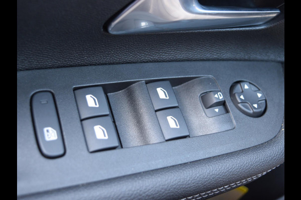 Opel Mokka Electric Level 4 50 kWh SOH 99% | CAMERA MET SENSOREN | 10" NAVI & CARPLAY | WINTERPAKKET |