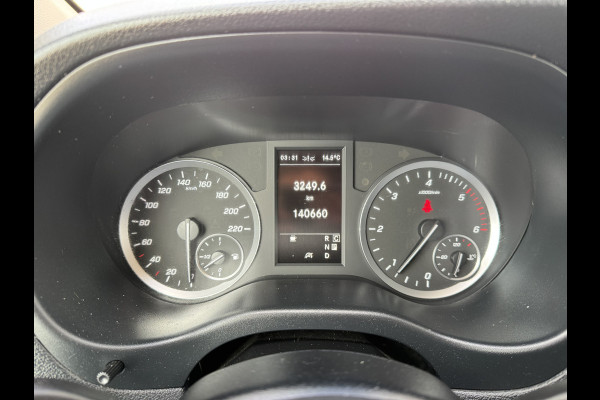 Mercedes-Benz Vito 114 1.9 CDI Automaat L2H1 Climate Control Adaptieve Cruise Side Bars Camera Carplay Trekhaak Stoelverwarming