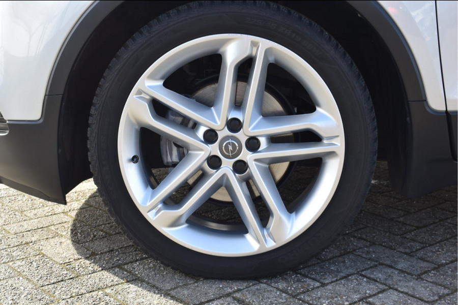 Opel Mokka X 1.4 Turbo Innovation Automaat / Navigatie / 17"LM / PDC v+a / Camera / Keyless / Schuifdak