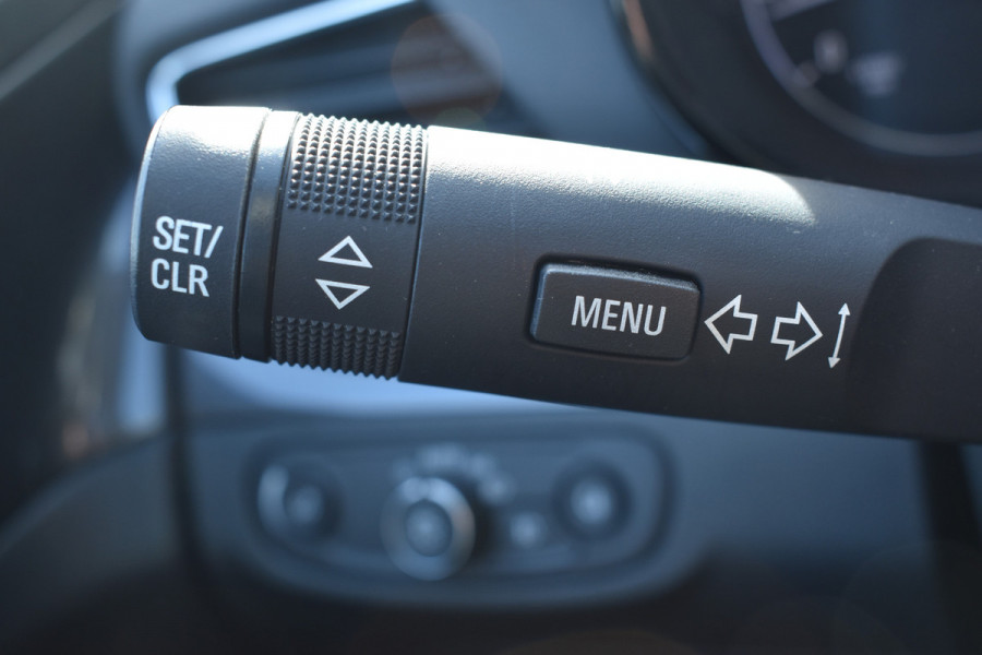 Opel Mokka X 1.4 Turbo Innovation Automaat / Navigatie / 17"LM / PDC v+a / Camera / Keyless / Schuifdak