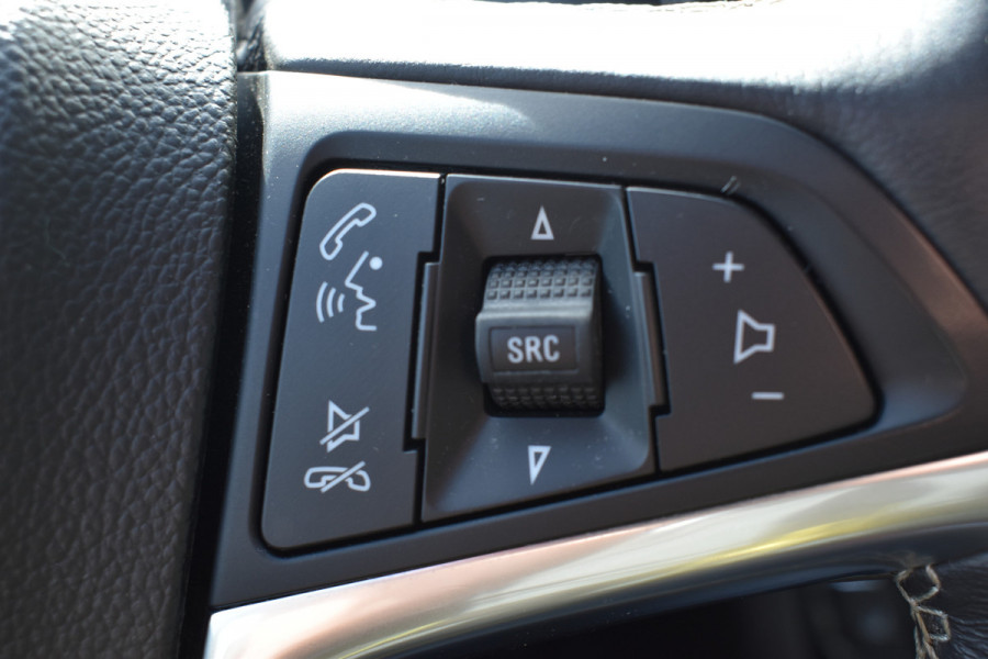 Opel Mokka X 1.4 Turbo Innovation Automaat / Navigatie / 17"LM / PDC v+a / Camera / Keyless / Schuifdak