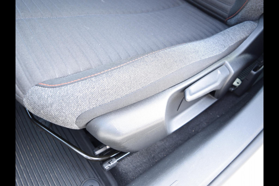 Peugeot 208 1.2 PureTech Active | 100 pk | STOELVERWARMING | AIRCO | CARPLAY |