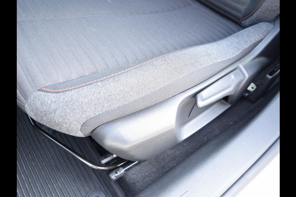 Peugeot 208 1.2 PureTech Active | 100 pk | STOELVERWARMING | AIRCO | CARPLAY |