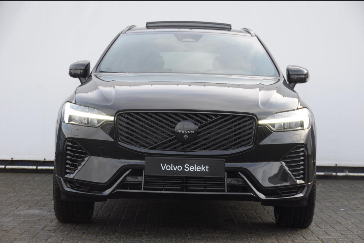 Volvo XC60 T6 350PK Automaat AWD Ultra Black Edition Facelift/ Head-up display/ Harman Kardon audio/ BLIS/ Elektrischbedienbare stoelen met geheugen / Panoramadak/ Adaptive cruise control/ Pilot assist/ Apple Carplay/ Android auto/