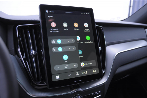 Volvo XC60 T6 350PK Automaat AWD Ultra Black Edition Facelift/ Head-up display/ Harman Kardon audio/ BLIS/ Elektrischbedienbare stoelen met geheugen / Panoramadak/ Adaptive cruise control/ Pilot assist/ Apple Carplay/ Android auto/