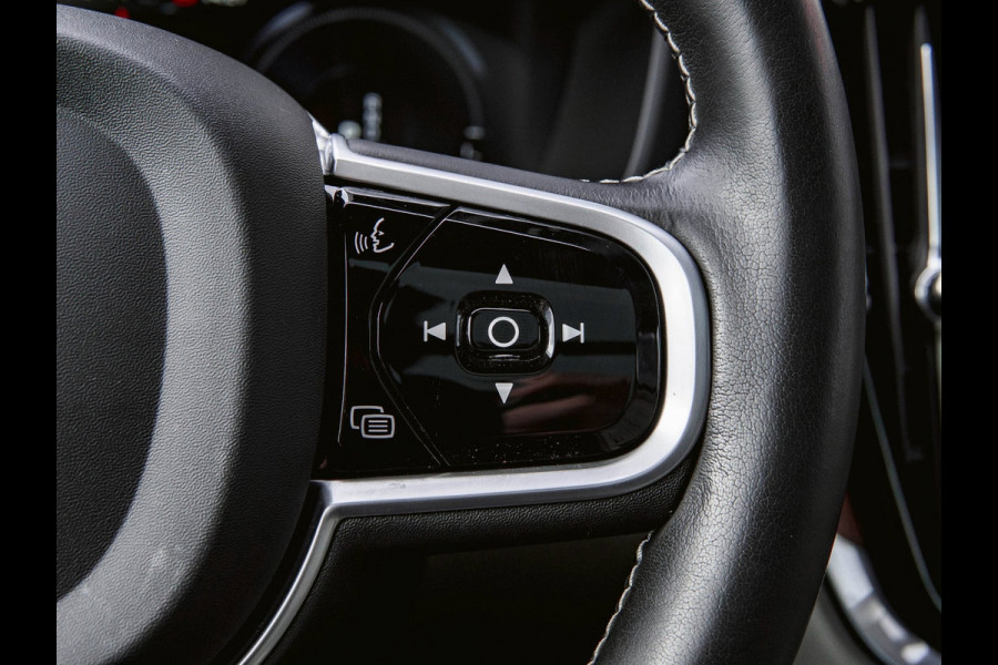 Volvo V60 2.0 T8 Twin Engine AWD Inscription Bower&Wilkins|Pano|Head-Up|Stoelverwarming|Crystal