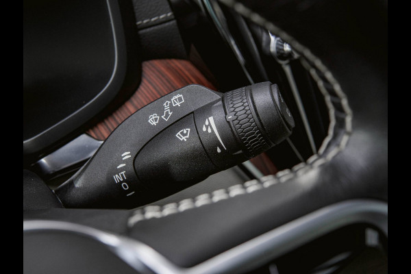 Volvo V60 2.0 T8 Twin Engine AWD Inscription Bower&Wilkins|Pano|Head-Up|Stoelverwarming|Crystal
