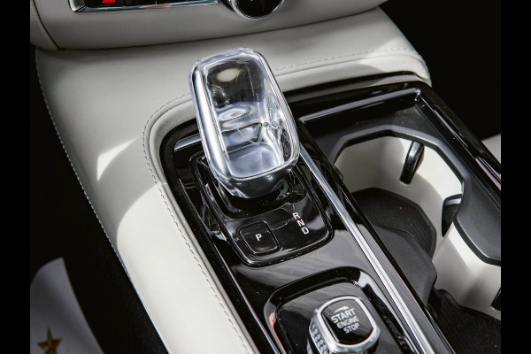 Volvo V60 2.0 T8 Twin Engine AWD Inscription Bower&Wilkins|Pano|Head-Up|Stoelverwarming|Crystal