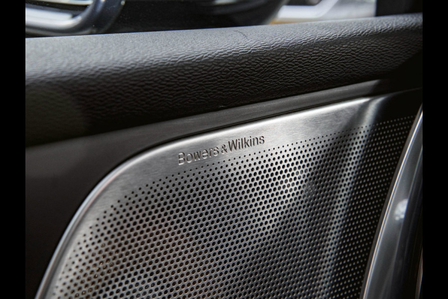 Volvo V60 2.0 T8 Twin Engine AWD Inscription Bower&Wilkins|Pano|Head-Up|Stoelverwarming|Crystal