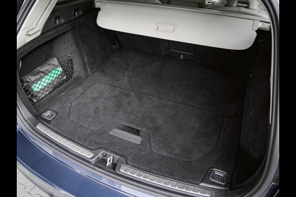 Volvo V60 2.0 T8 Twin Engine AWD Inscription Bower&Wilkins|Pano|Head-Up|Stoelverwarming|Crystal