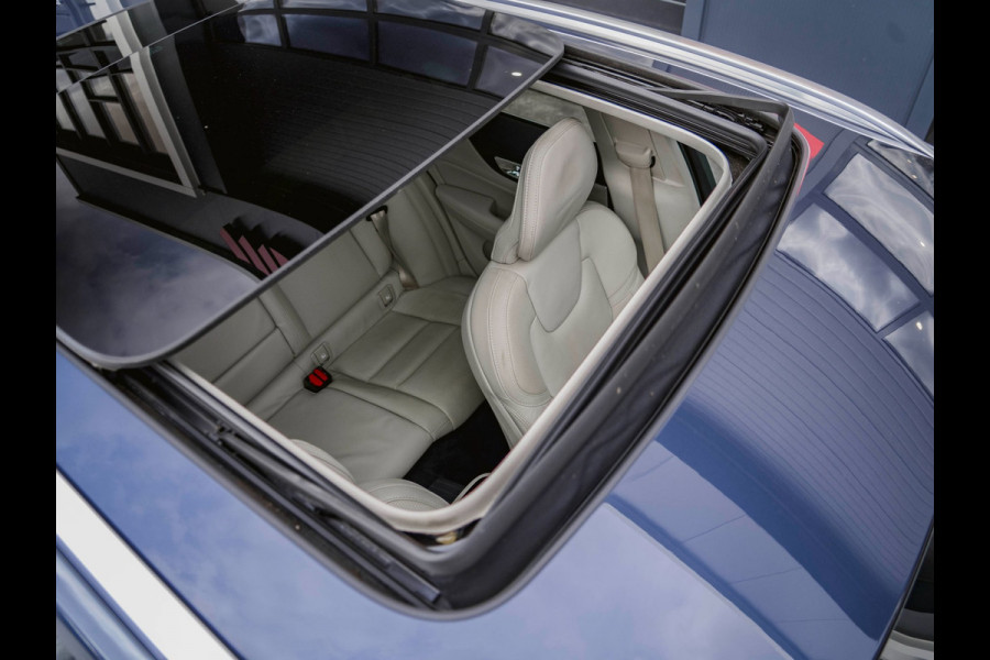 Volvo V60 2.0 T8 Twin Engine AWD Inscription Bower&Wilkins|Pano|Head-Up|Stoelverwarming|Crystal