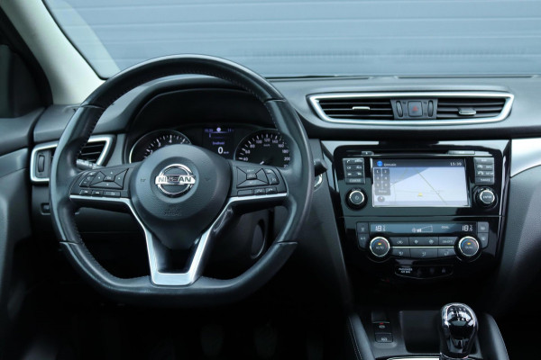 Nissan QASHQAI 1.2 Pano / Camera / Navigatie