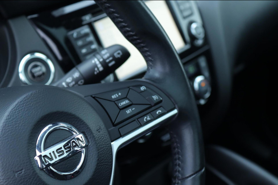 Nissan QASHQAI 1.2 Pano / Camera / Navigatie