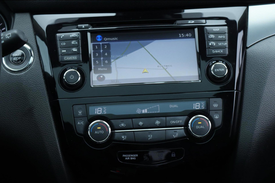 Nissan QASHQAI 1.2 Pano / Camera / Navigatie