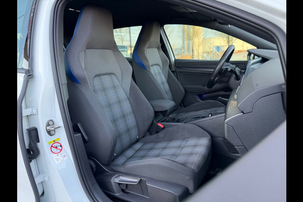 Volkswagen Golf 1.4 eHybrid GTE 245pk, IQ LED Light, Virtual Cockpit, CarPlay
