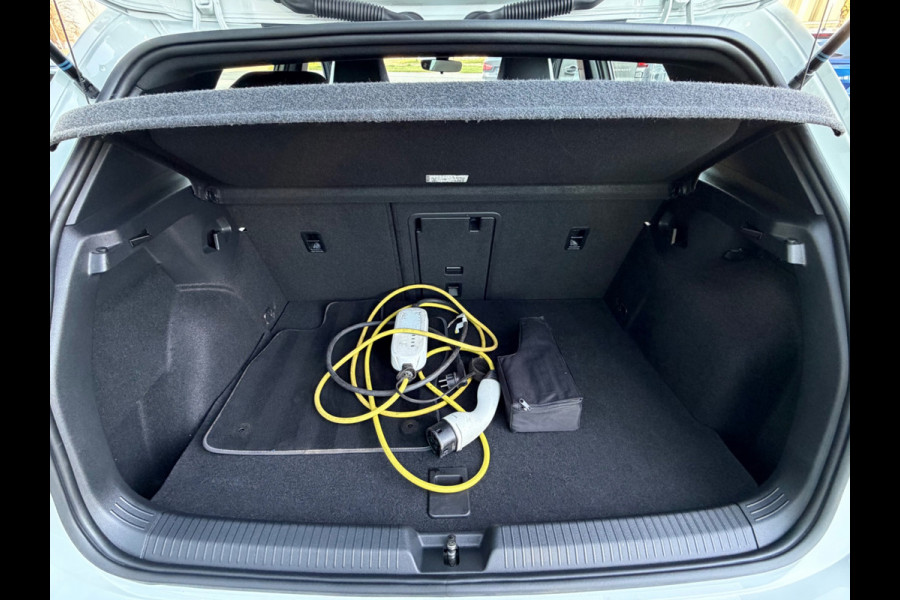 Volkswagen Golf 1.4 eHybrid GTE 245pk, IQ LED Light, Virtual Cockpit, CarPlay