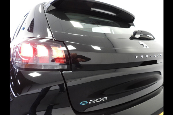 Peugeot e-208 EV Active Pack 50 kWh NAVI/CLIMA/CRUISE/LED/PDC!