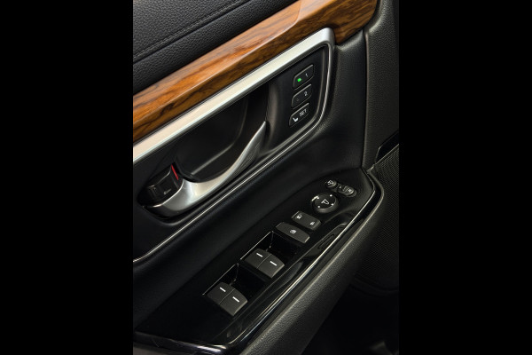 Honda CR-V 1.5 AWD Executive CarPlay Camera Panorama