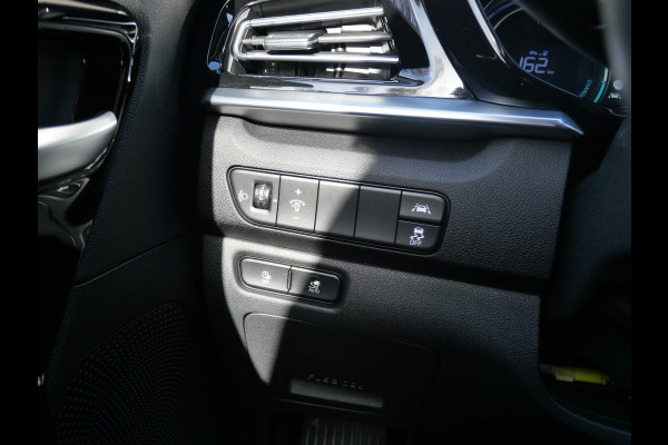 Kia e-Niro Edition 64 kWh | 3 Fase | Trekhaak |