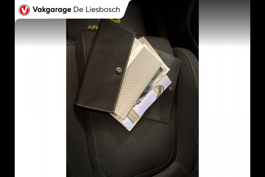 Renault Mégane Estate 1.6 E-Tech Plug-In Hybrid 160 Business Zen / stoel en stuurverwarming / camera / navigatie