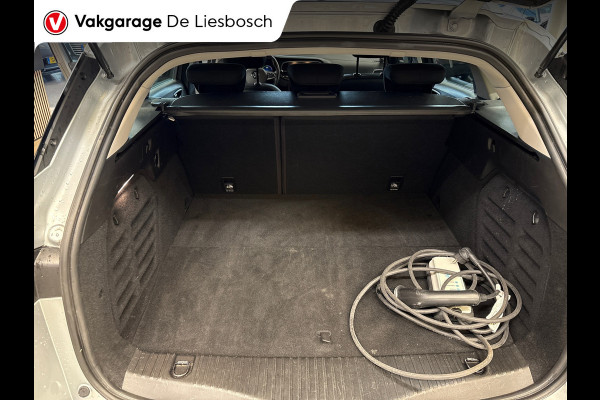 Renault Mégane Estate 1.6 E-Tech Plug-In Hybrid 160 Business Zen / stoel en stuurverwarming / camera / navigatie