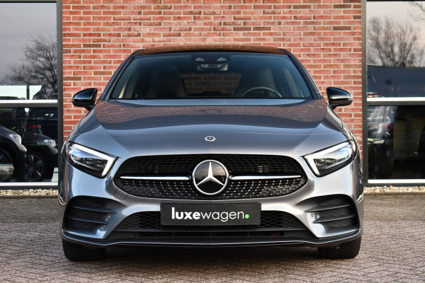 Mercedes-Benz A-Klasse 250 e AMG Pano Distronic Night Carplay Multibeam-LED