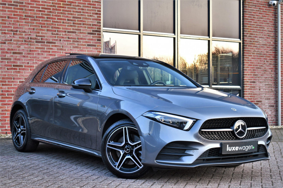 Mercedes-Benz A-Klasse 250 e AMG Pano Distronic Night Carplay Multibeam-LED