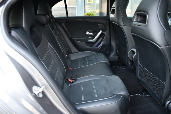 Mercedes-Benz A-Klasse 250 e AMG Pano Distronic Night Carplay Multibeam-LED