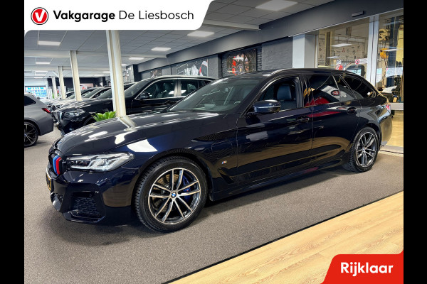 BMW 5 Serie Touring 530e xDrive High Executive M-sport / leer / pano / navi / head-up / Apple carplay