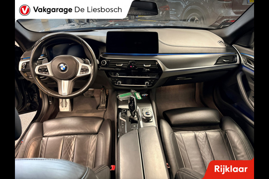 BMW 5 Serie Touring 530e xDrive High Executive M-sport / leer / pano / navi / head-up / Apple carplay