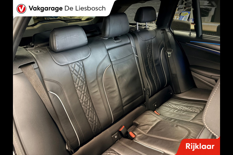 BMW 5 Serie Touring 530e xDrive High Executive M-sport / leer / pano / navi / head-up / Apple carplay