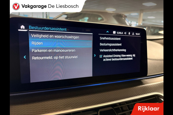 BMW 5 Serie Touring 530e xDrive High Executive M-sport / leer / pano / navi / head-up / Apple carplay