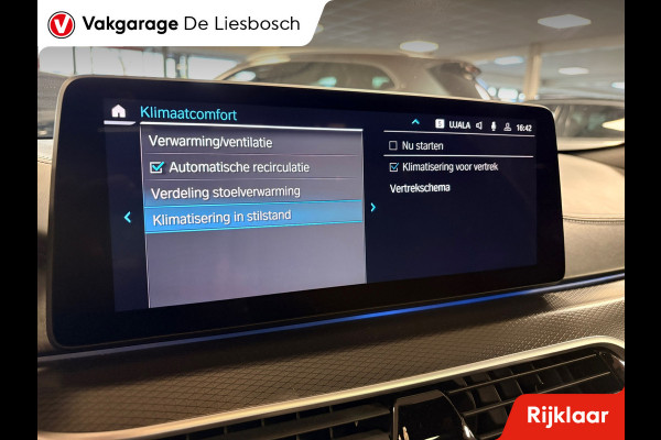 BMW 5 Serie Touring 530e xDrive High Executive M-sport / leer / pano / navi / head-up / Apple carplay