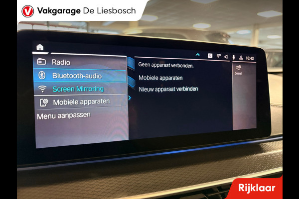 BMW 5 Serie Touring 530e xDrive High Executive M-sport / leer / pano / navi / head-up / Apple carplay