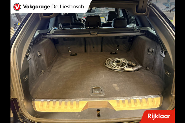 BMW 5 Serie Touring 530e xDrive High Executive M-sport / leer / pano / navi / head-up / Apple carplay