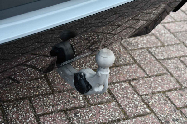 BMW X3 30e xDrive M-Sport Trekhaak ACC HUD 360 21inch