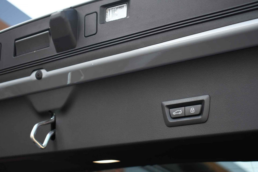 BMW X3 30e xDrive M-Sport Trekhaak ACC HUD 360 21inch