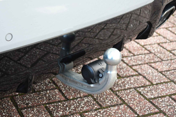 BMW X3 xDrive30e M-Sport Pano M-zetels Trekhaak HUD Laser 20inch