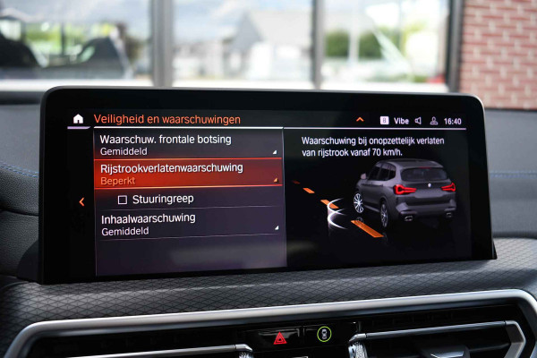 BMW X3 xDrive30e M-Sport Pano M-zetels Trekhaak HUD Laser 20inch