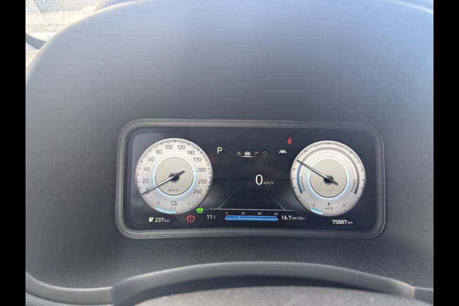 Hyundai Kona EV Fashion 64 kWh | Trekhaak | Head-Up Display | Keyless entry | Navigatie | SCI
