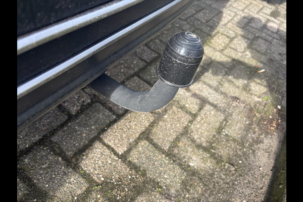 Hyundai Kona EV Fashion 64 kWh | Trekhaak | Head-Up Display | Keyless entry | Navigatie | SCI