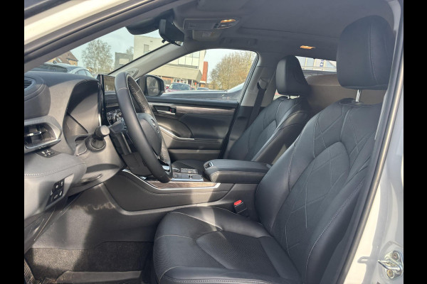 Toyota highlander 2.5 AWD Hybrid Premium | 7p |  Panoramadak | 360 graden camera | Platinum Pearl White | Adaptieve cruisecontrol | JBL audio | Head up Display | Stoelverwarming | Achterbank verwarmd | SCI