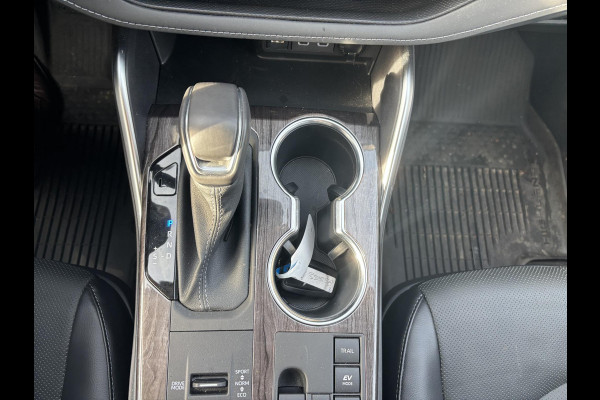 Toyota highlander 2.5 AWD Hybrid Premium | 7p |  Panoramadak | 360 graden camera | Platinum Pearl White | Adaptieve cruisecontrol | JBL audio | Head up Display | Stoelverwarming | Achterbank verwarmd | SCI