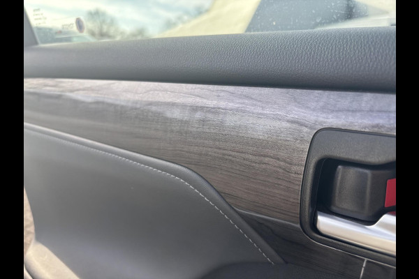 Toyota highlander 2.5 AWD Hybrid Premium | 7p |  Panoramadak | 360 graden camera | Platinum Pearl White | Adaptieve cruisecontrol | JBL audio | Head up Display | Stoelverwarming | Achterbank verwarmd | SCI